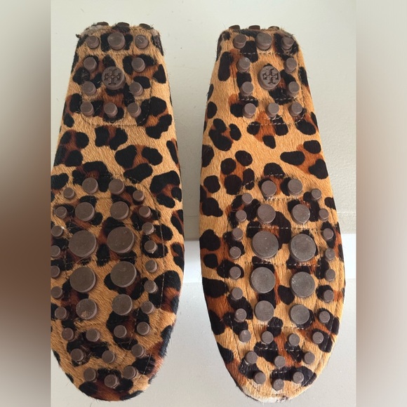 Tory Burch Haircalf Kendrick Driver Loafers. Size 9. Leopard. - Picture 5 of 6